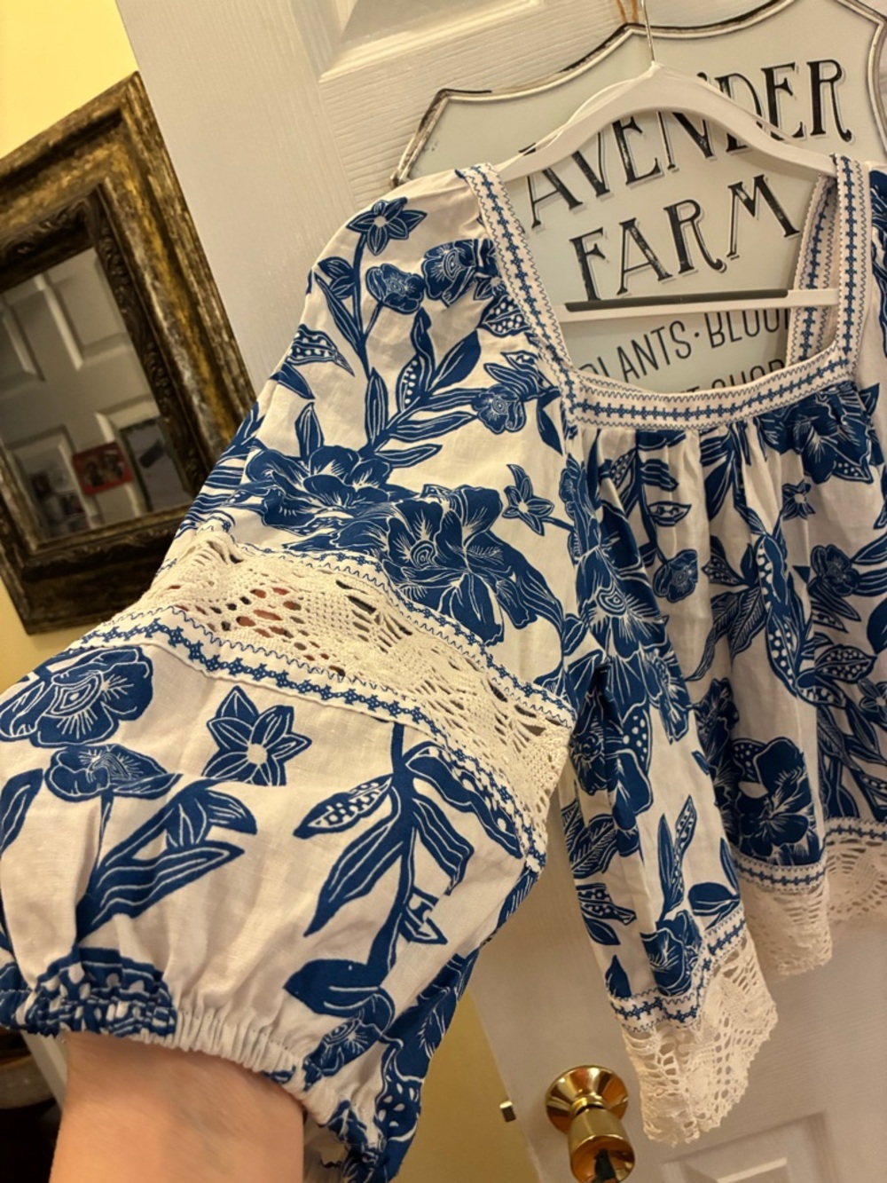 Christian Siriano Blue and Cream Floral Crochet Peasant Top - Picture 4 of 12